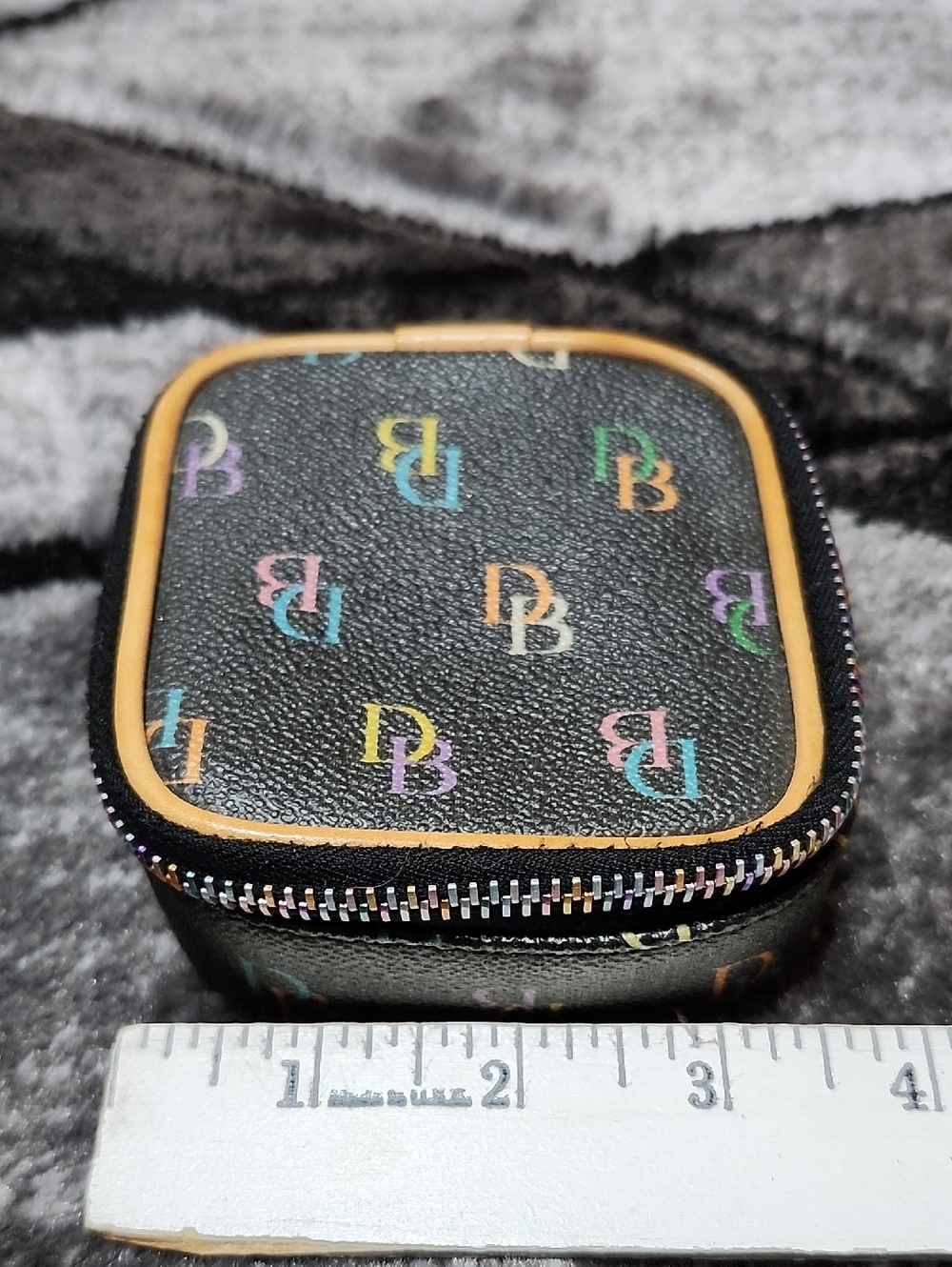VINTAGE DOONEY & BOURKE MINI RAINBOW MONOGRAM HEART-SHAPE CHARM TRAVEL JEWELRY B - Picture 8 of 15